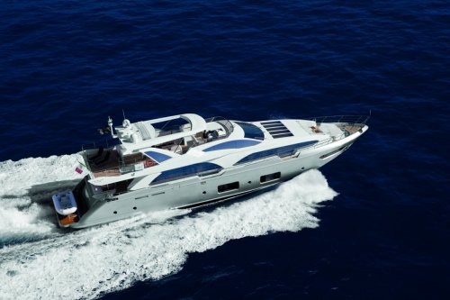 Azimut 100 Grande 1 Week