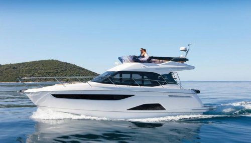 Bavaria 40R Fly 10 Days